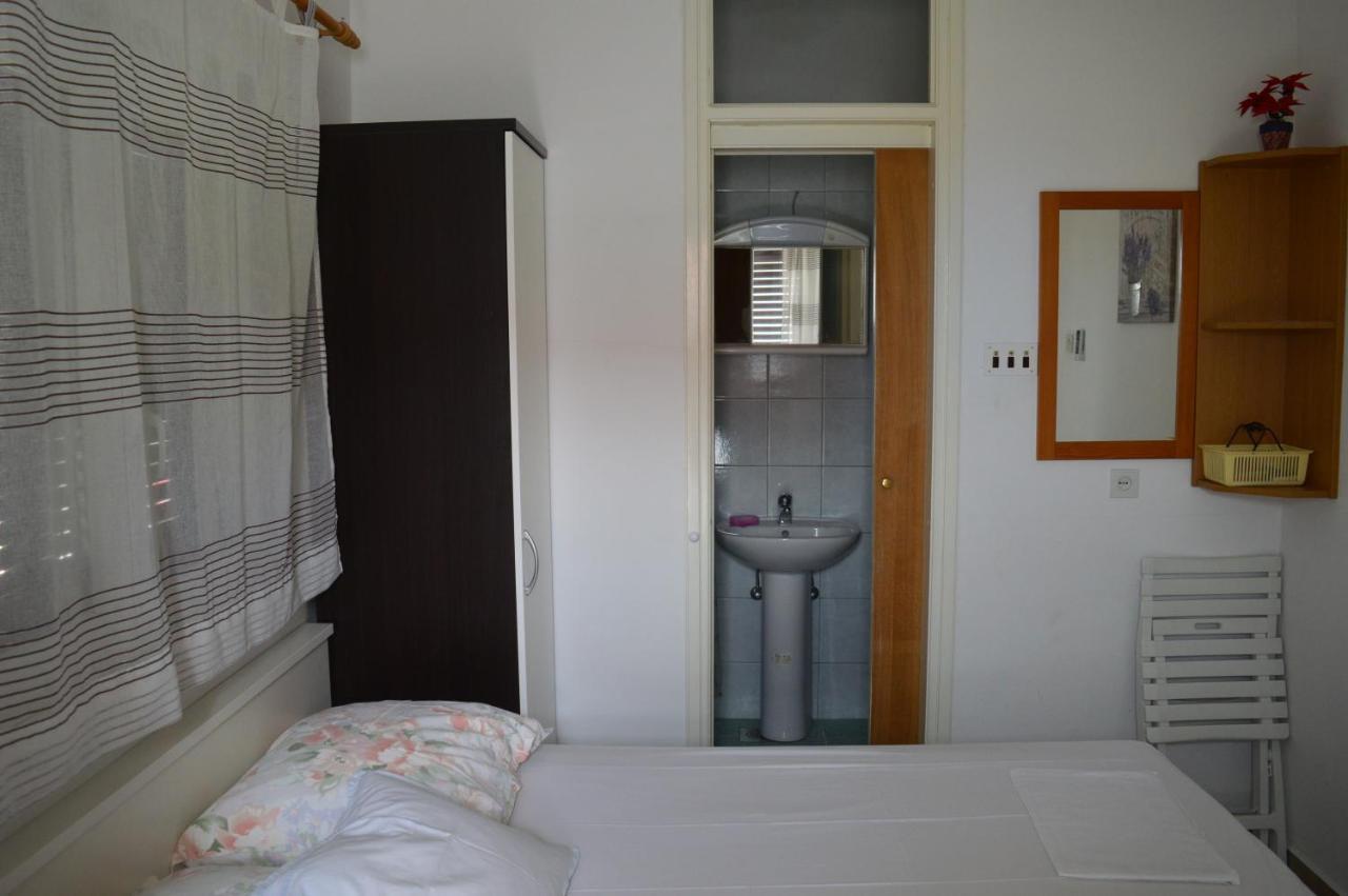 Apartamento Soba Mira Makarska Exterior foto